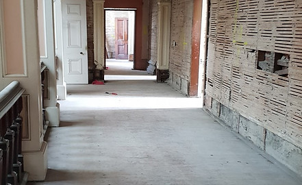 Hallway.jpg