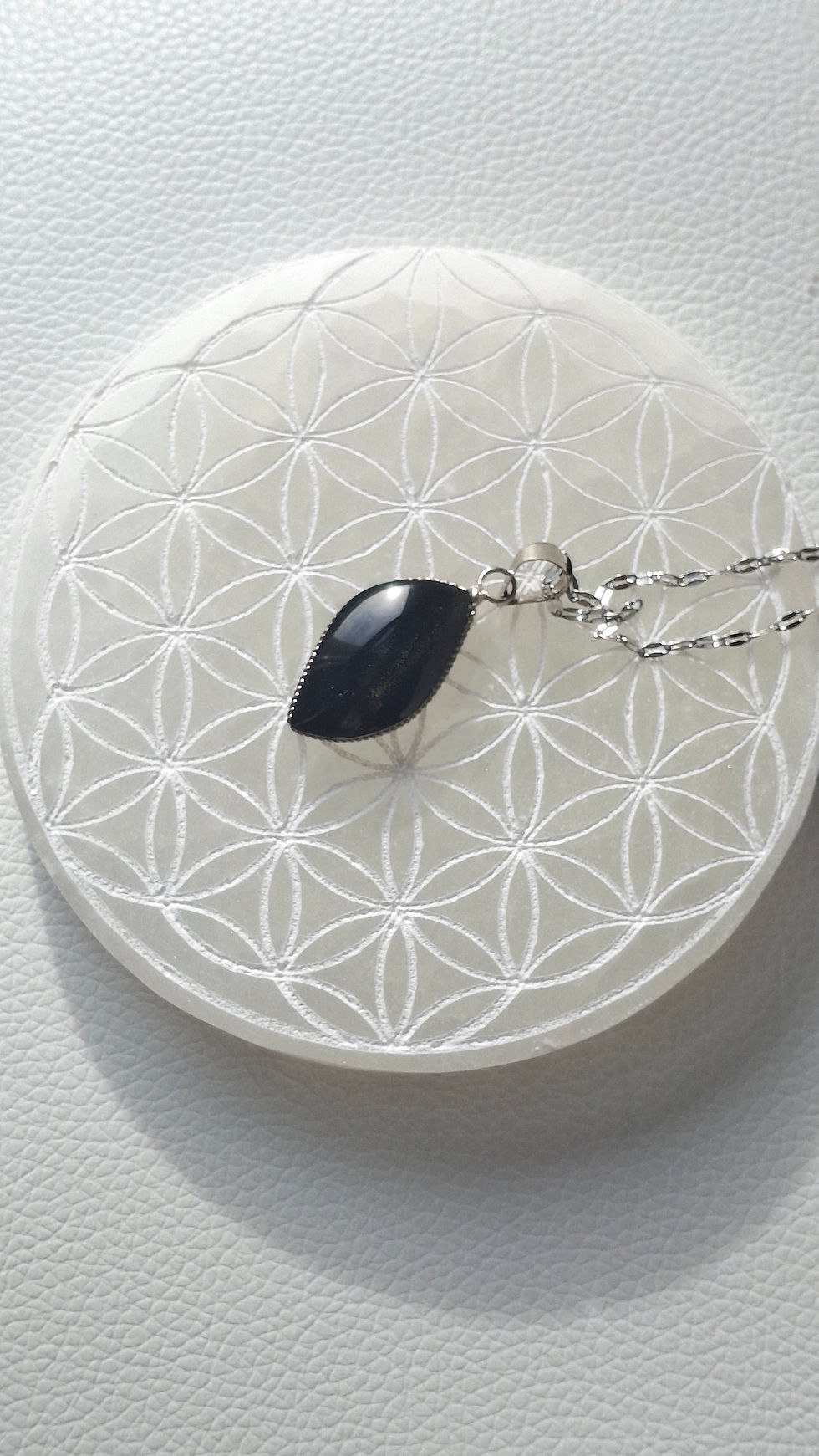 Miniature : Collier Obsidienne dorée 