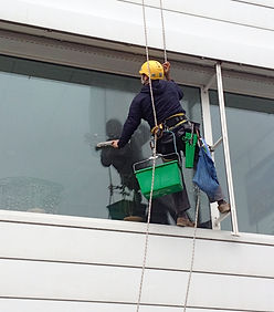 travaux acrobatiques, vercors lavage de vitres,grenoble