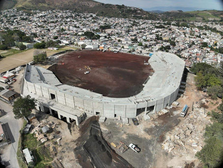 Cimentemos con bases firmes el presente para seguir creciendo. Miguel Ángel Navarro Quintero