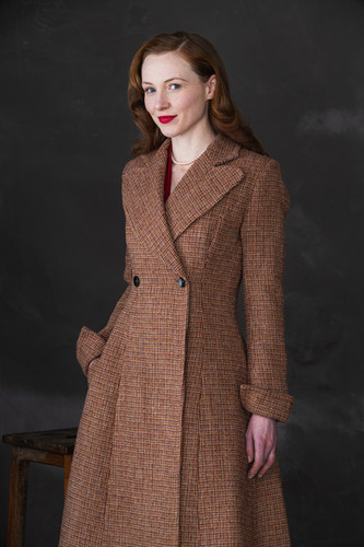 Treat ürself tweed check vintage coat Edith in Harris Tweed Rust Check | Elizabeth Martin