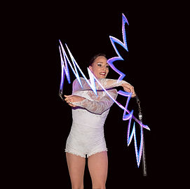 Visual pixel, pixel poï, numéro lumineux, chorégraphie lumineuse, logo reveal, objets lumineux, cirque moderne, évènementiel, mariage, municipalité, lancement de produit, gala