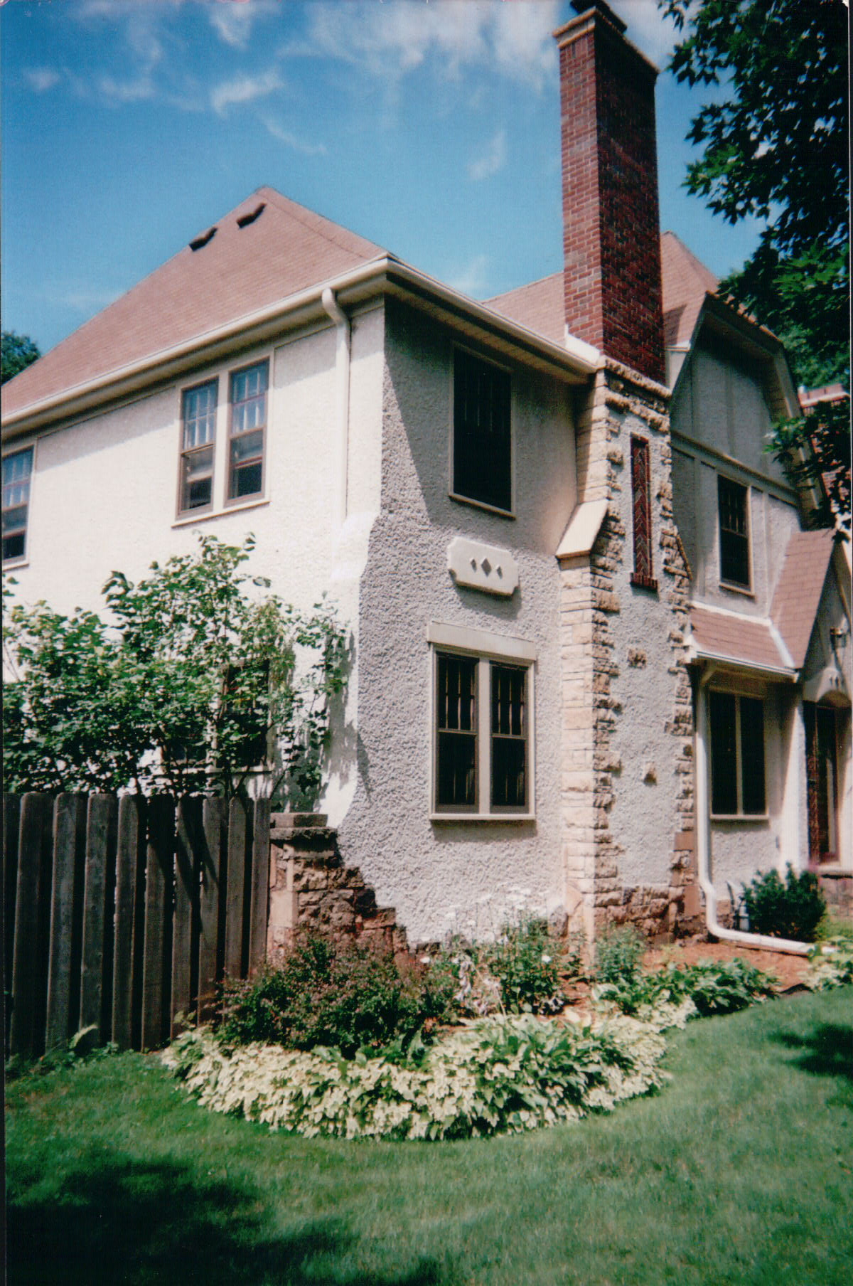 Brick & Stucco Combo Chimneys (2)