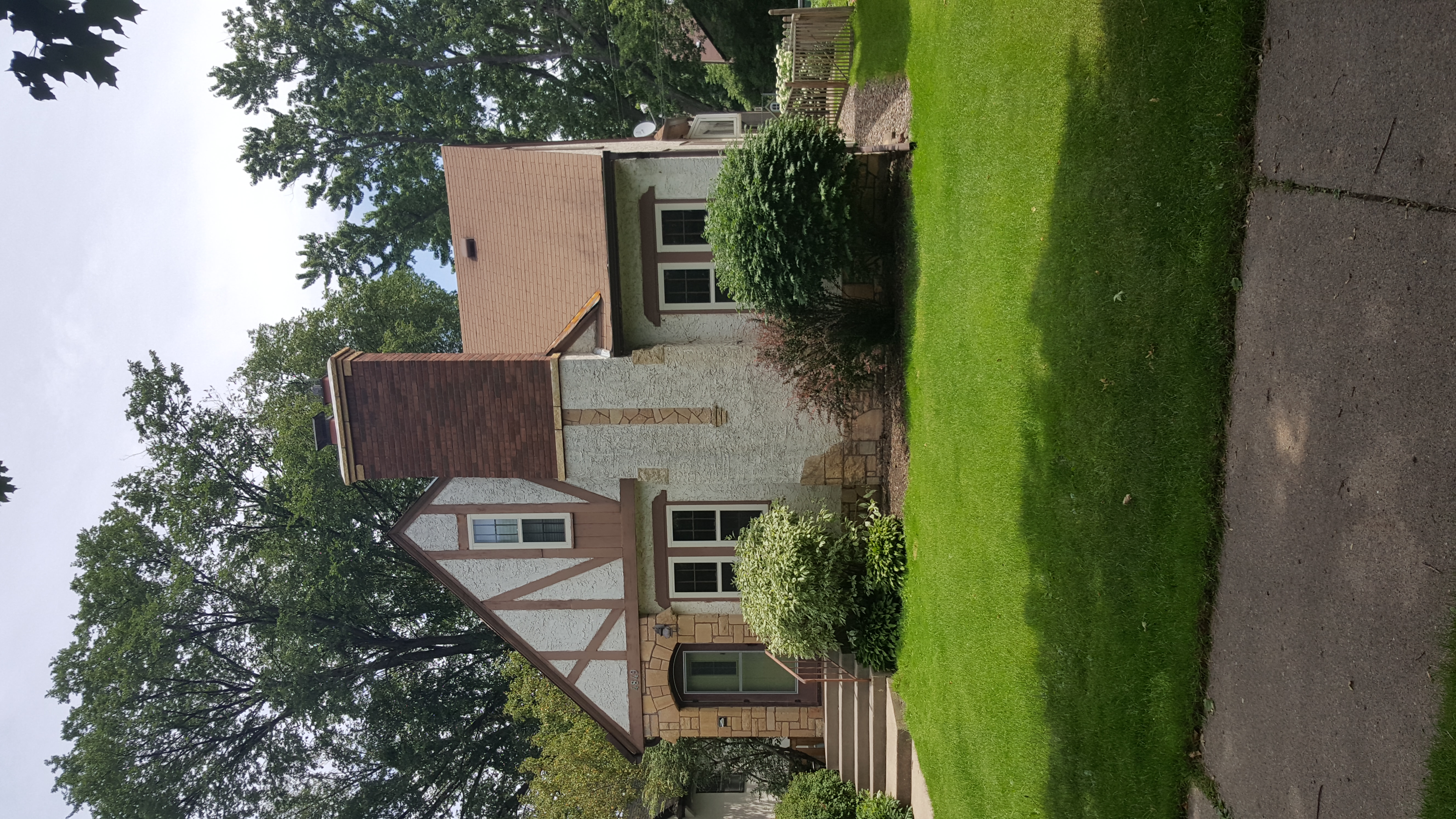 Brick & Stucco Combo Chimneys (5)