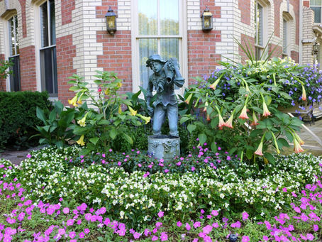 Niagara-On-The-Lake - British Refinement, Canadian Hospitality