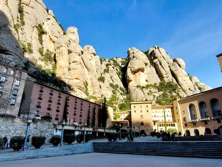 Montserrat - Monastery in the Clouds