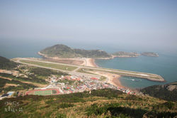 憑欄眺望北竿機場、塘岐、后沃