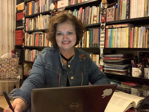 Escritora de PG participa de podcast estadual sobre Helena Kolody