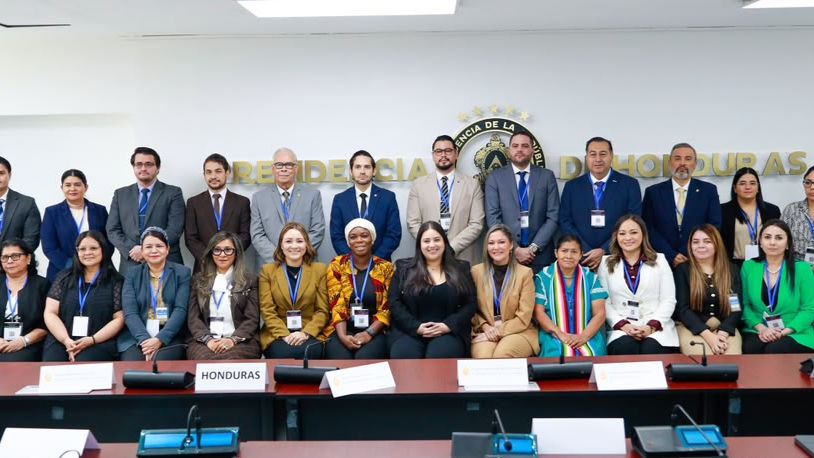 Mientras la comitiva presentaba el informe de forma remota, en varios sectores del país se llevaban a cabo protestas en defensa de tierras ancestrales de grupos vulnerables