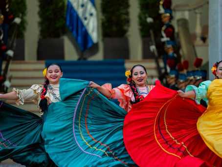 Gobierno renueva compromiso con Honduras en el Día de la Bandera Nacional