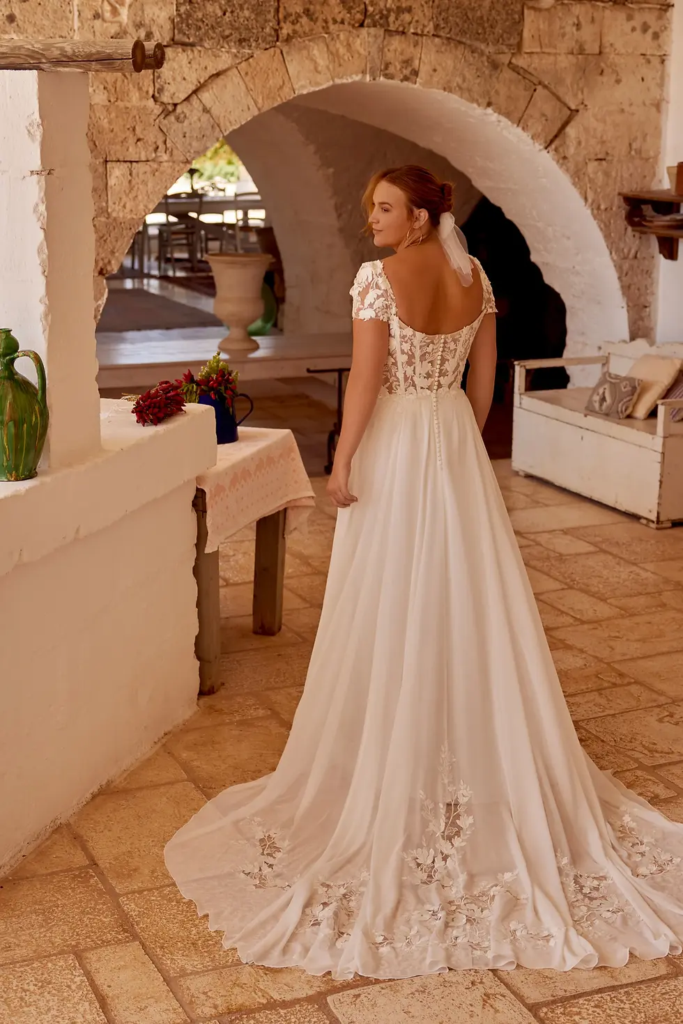 Thumbnail: Lillian West | Style 66356