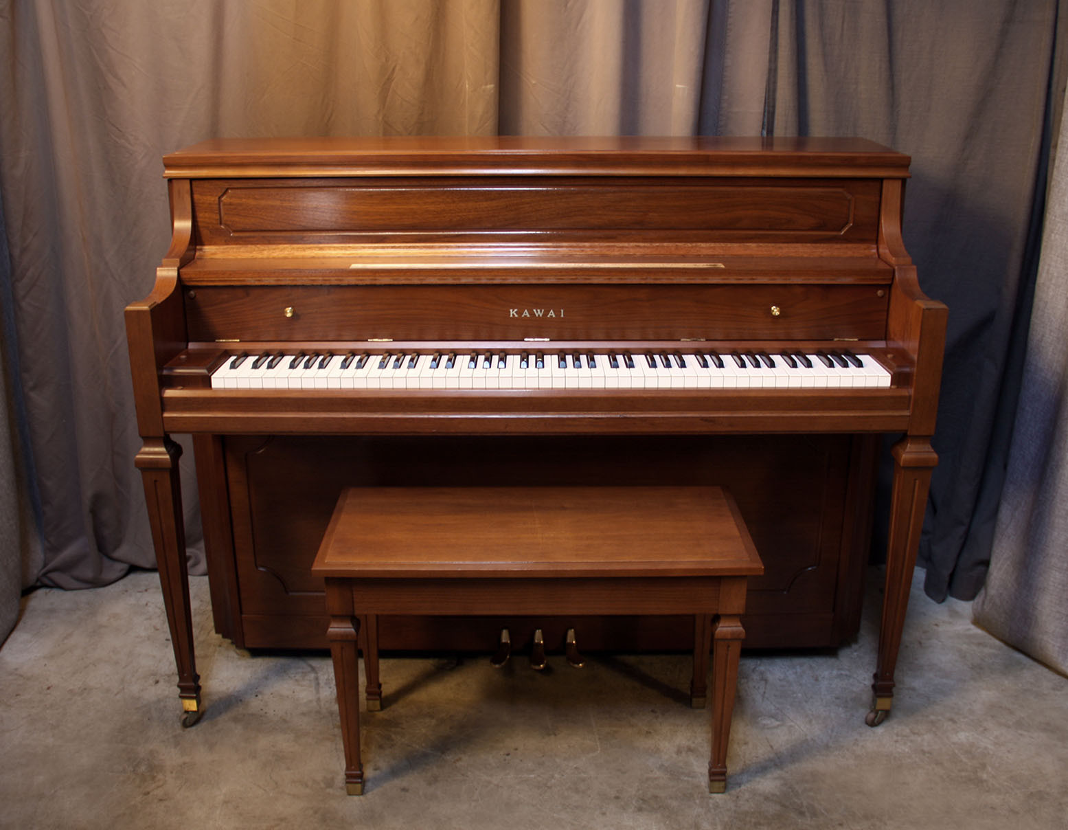 Kawai 801-I Console – Japan 1976 – Satin Walnut