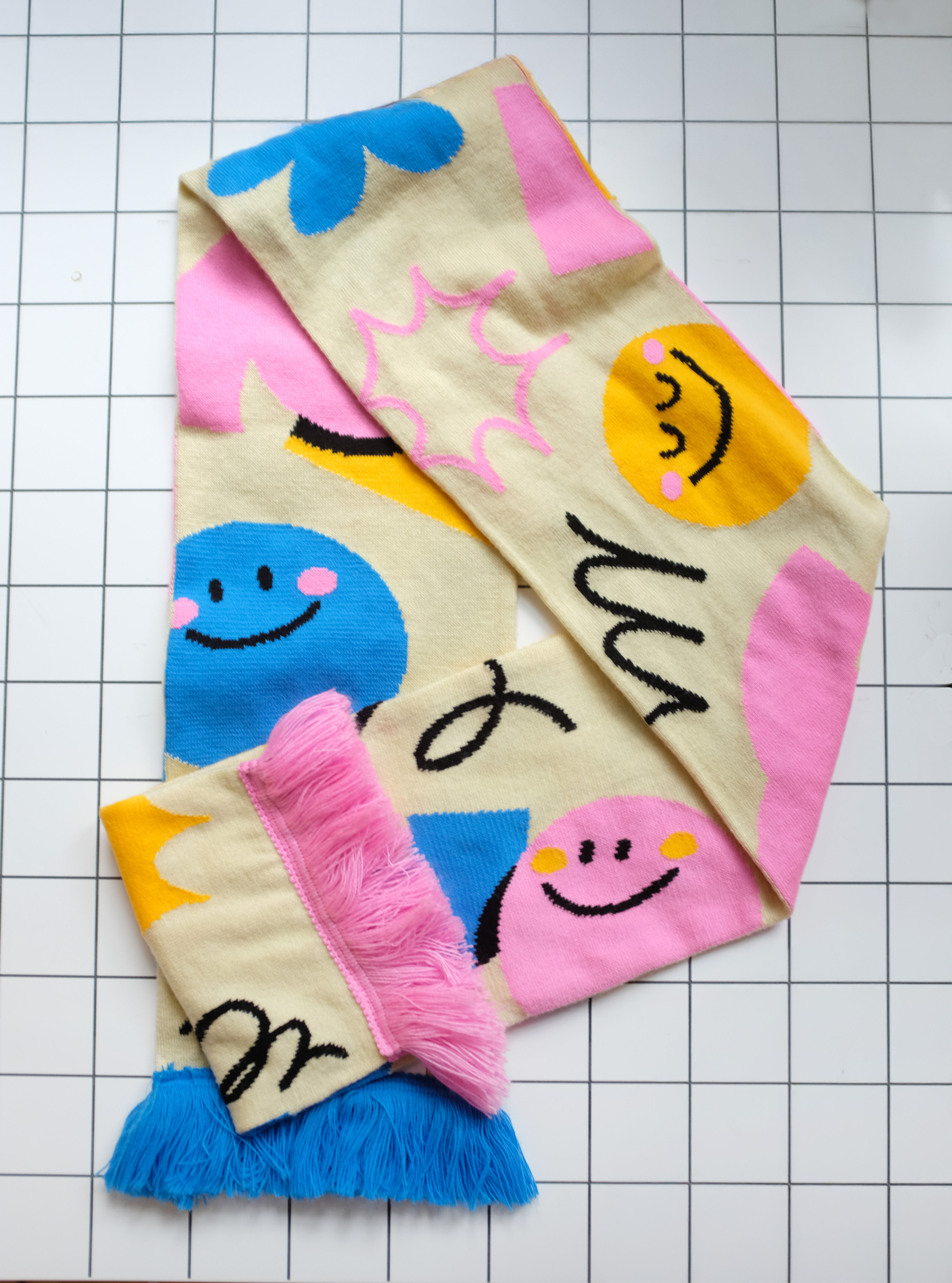 Happy Folks Scarf