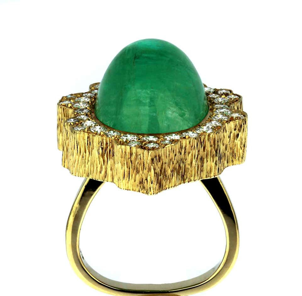 Thumbnail: Andrew Grima Big Emerald and Diamond Ring, Vintage 1970 in Aesthetic Design