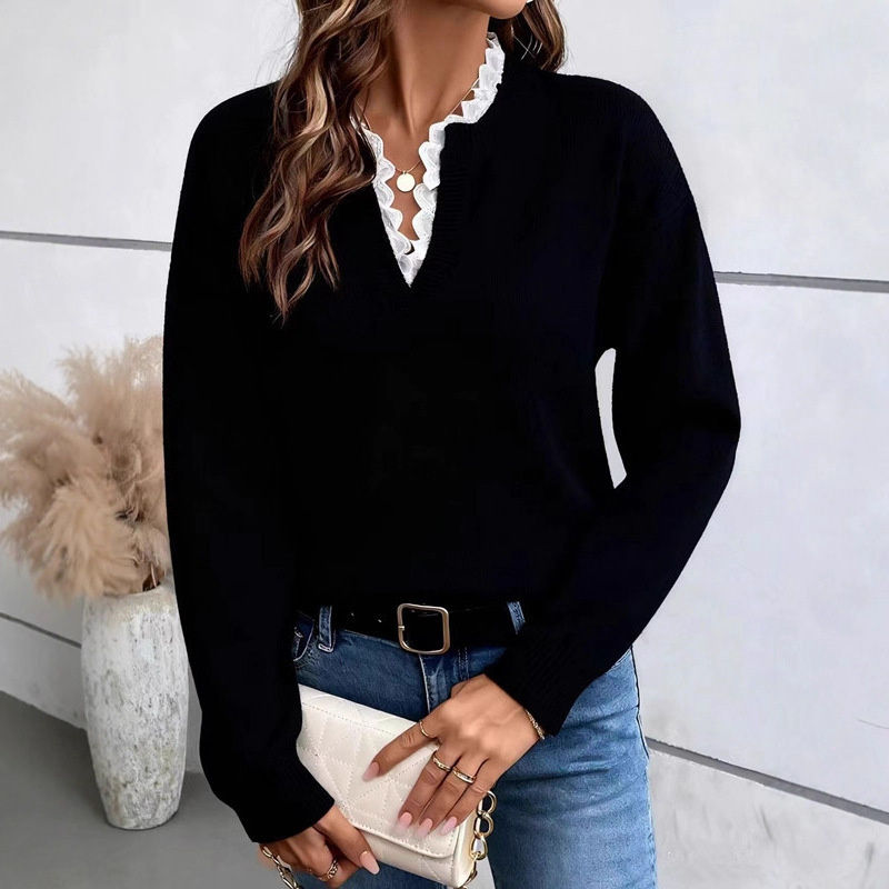 Thumbnail: Casual Women’s Jumper with Lace Detail