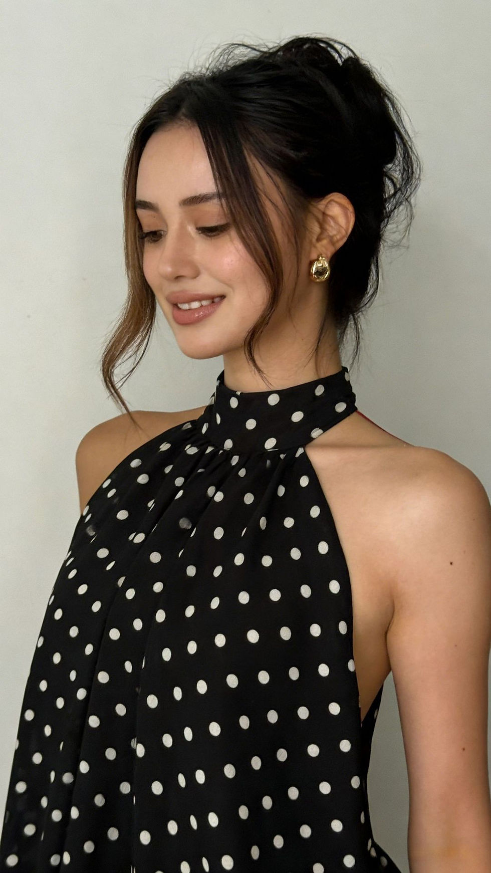 Thumbnail: Short dress, French style, with a bare back