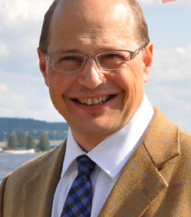 Mika Risku_edited.jpg