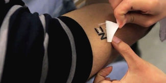 El tatuaje que transforma tu sudor en electricidad