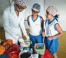 COLÉGIO_CEDA_-_PALESTRA_NUTRICIONISTA_(1