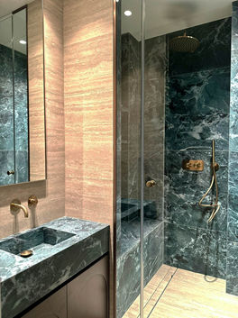 PAROI DE DOUCHE SUR MESURE