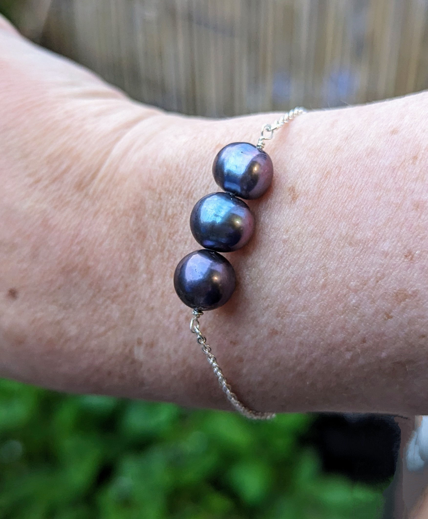 Peacock pearl slider bracelet 