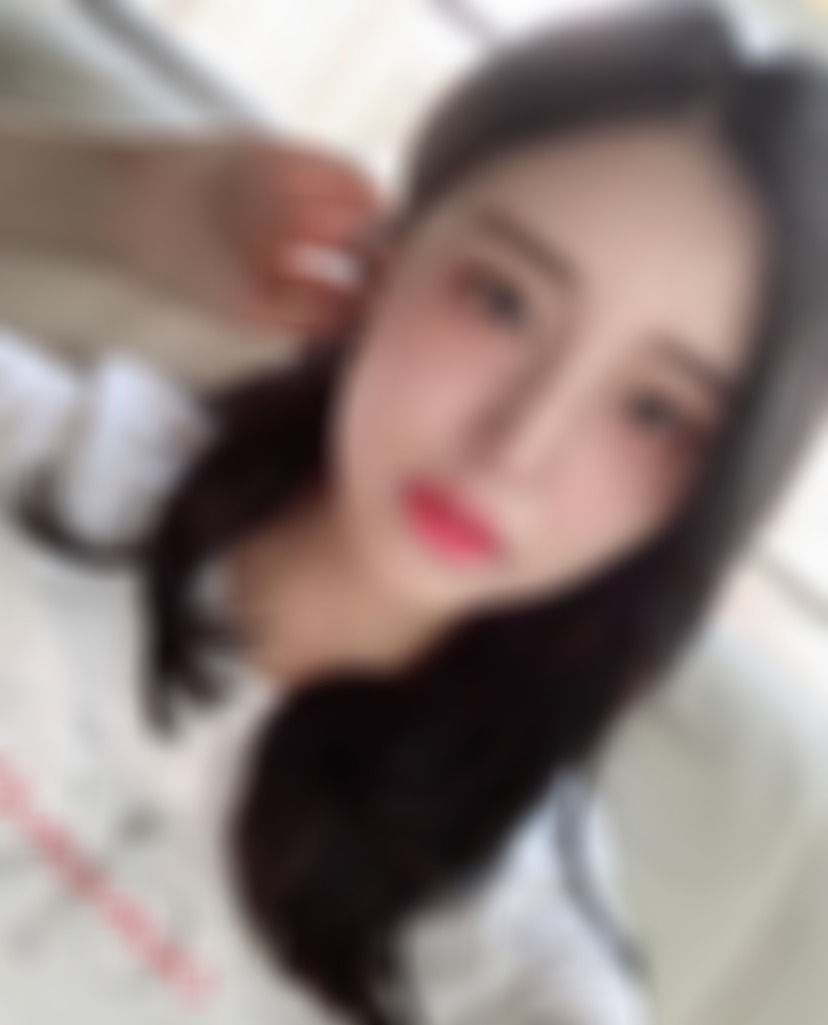 은정 25살 162cm 47kg C컵