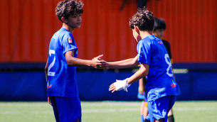 Creciendo en los Exteriores: Los beneficios de los viajes estudiantiles