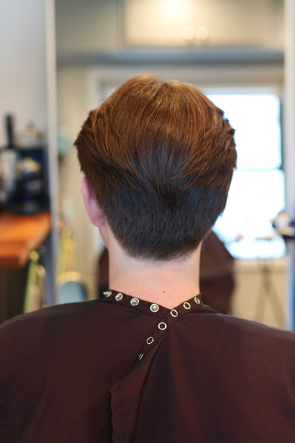 Upgrade Your Style with Men’s Haircuts at Capelli Lounge Hair Salon