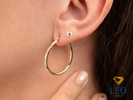 Ear Stacking: Combina tus aretes como experta