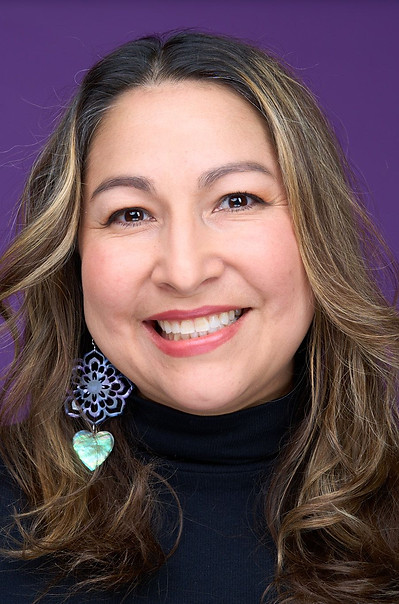 Amy Barcenas Headshot.jpg