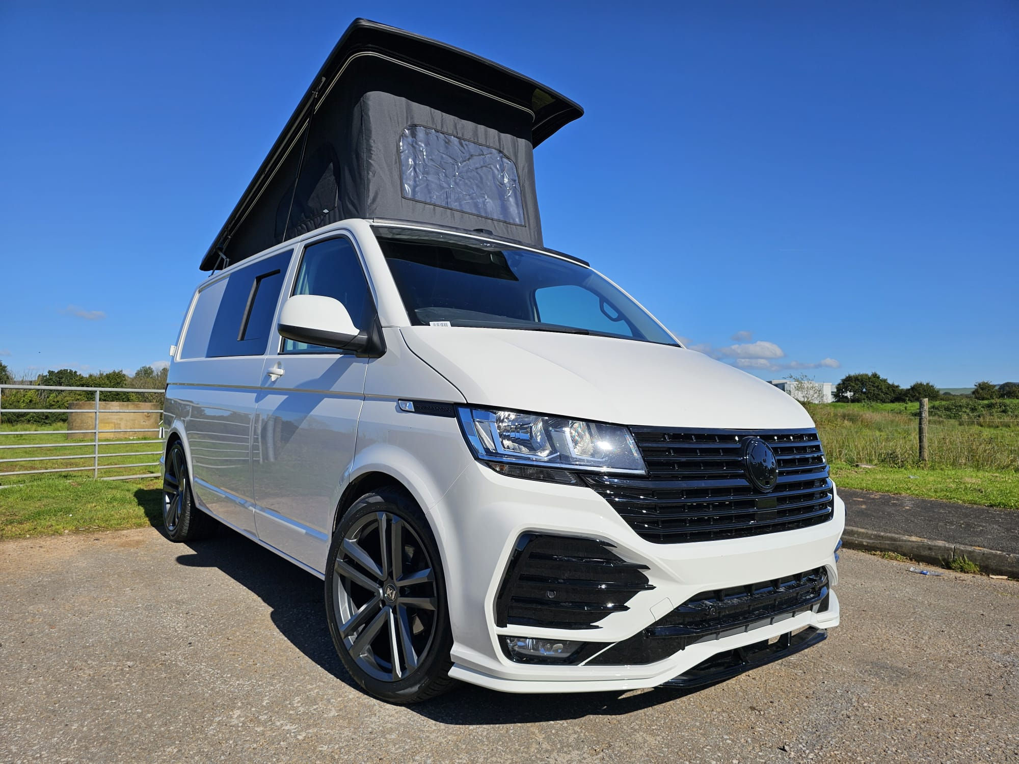 VW T6.1 HIGHLINE AUTO DSG 4 BERTH CAMPER