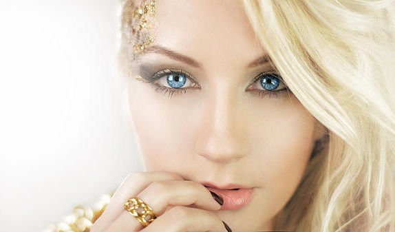 ЮЛИЯ ЛАСКЕР