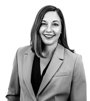 Elyse headshot_edited.jpg