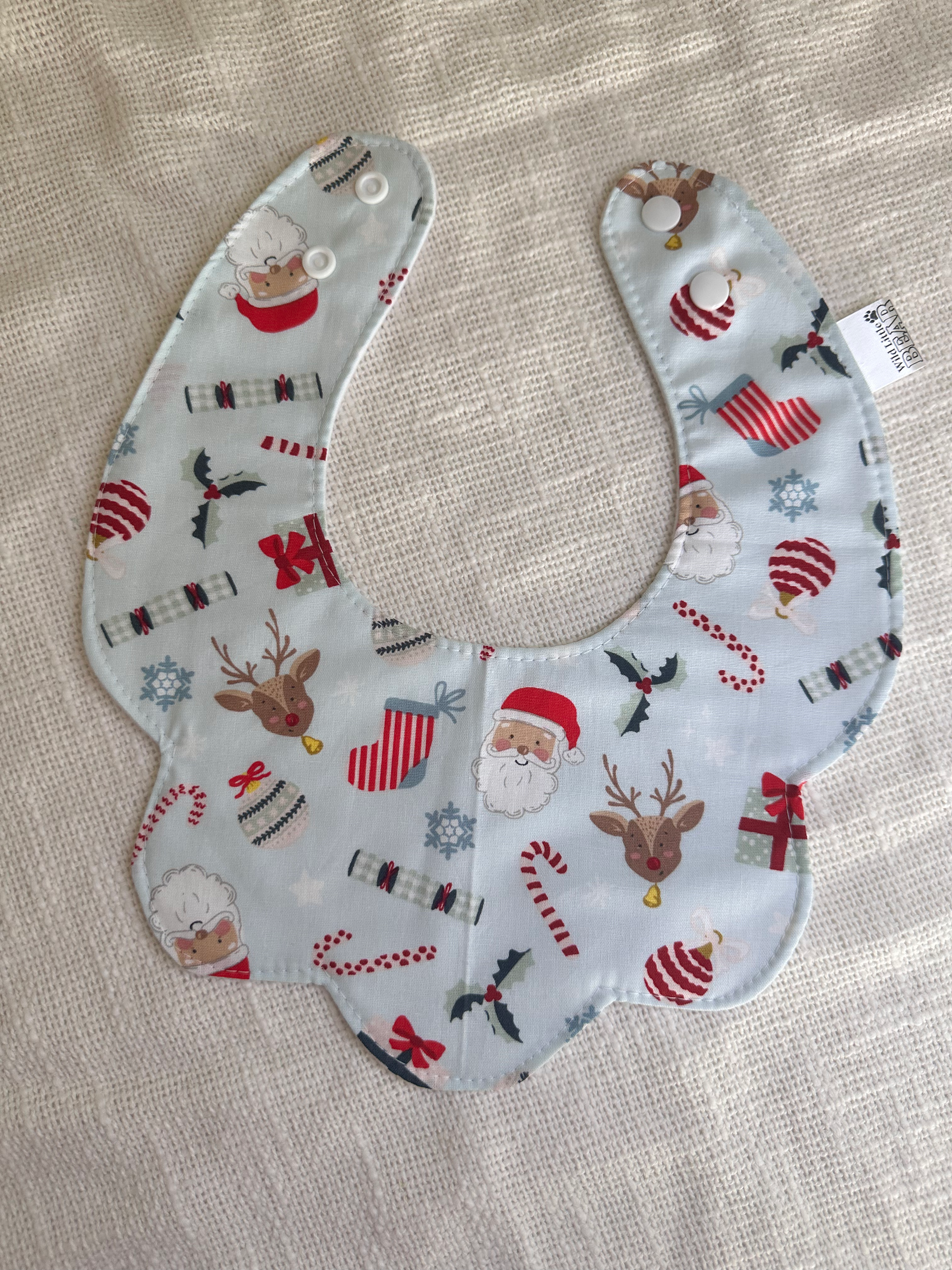Christmas Favourites Scallop Bib