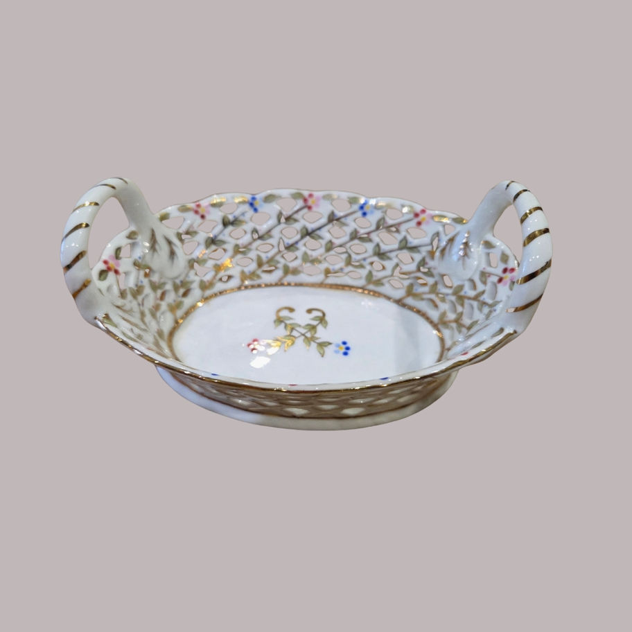 Vintage Royal Ashmore Reticulated Porcelain Basket Dish