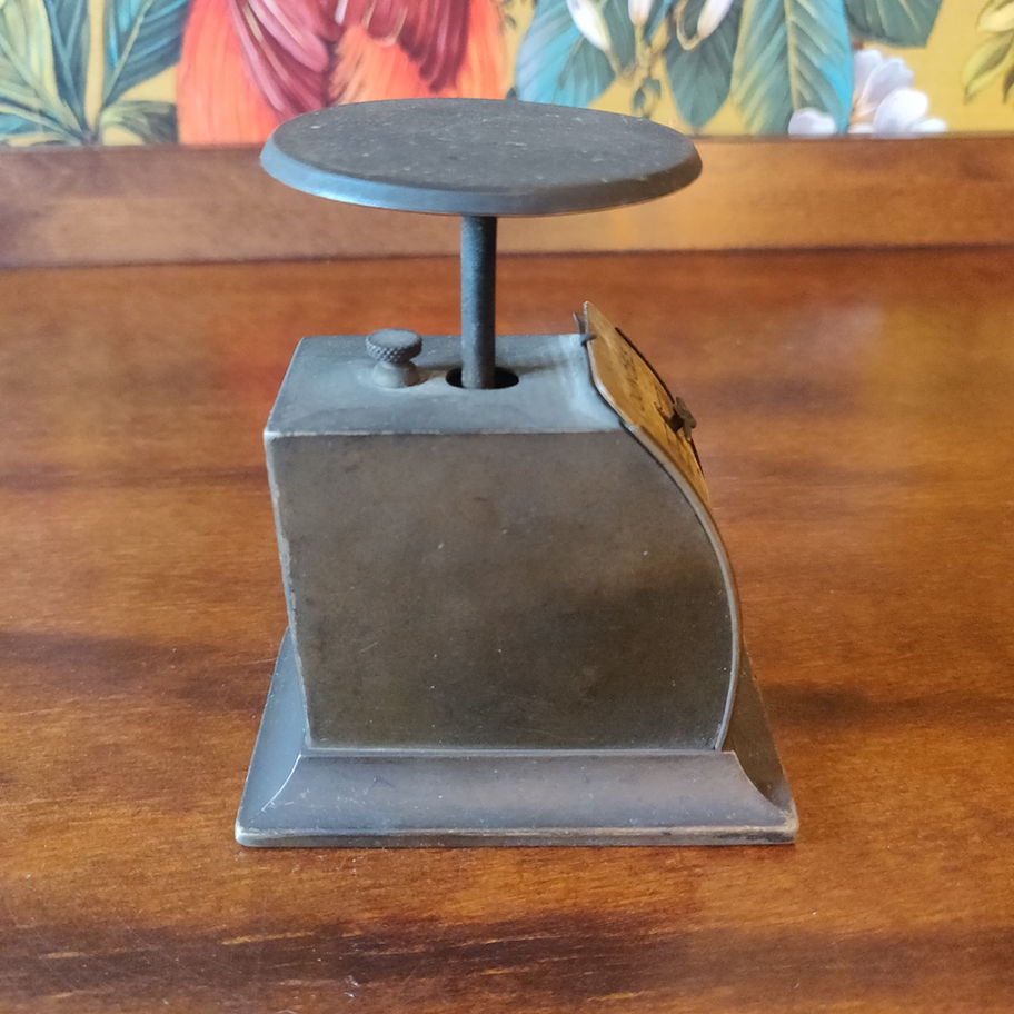 Antique early 20th century brass spring letter scales up to 16 ounce fully works