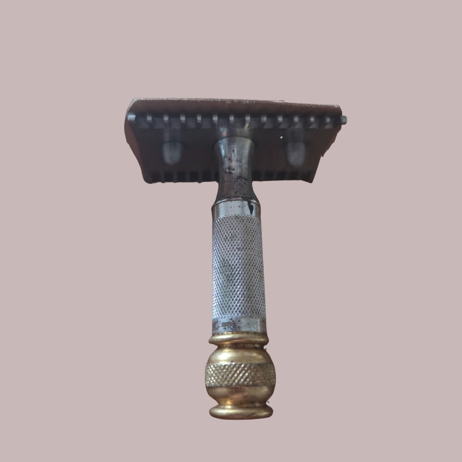 Antique Milady Décolleté Gillette Safety Razor
