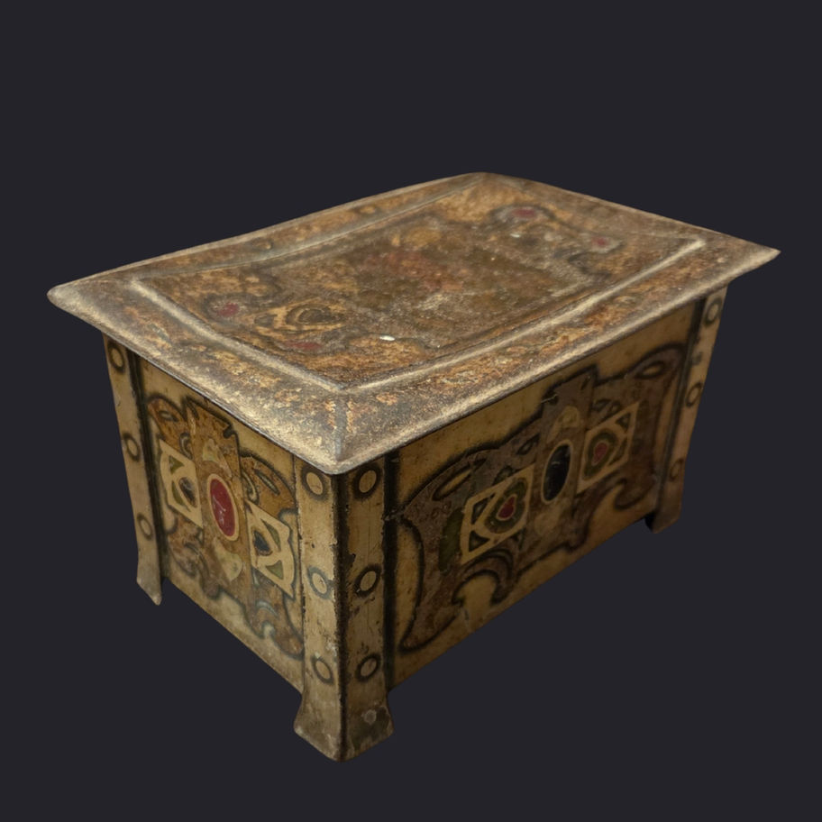 Antique Peek Frean ‘Medieval Casket’ Biscuit Tin (c.1900–1910)