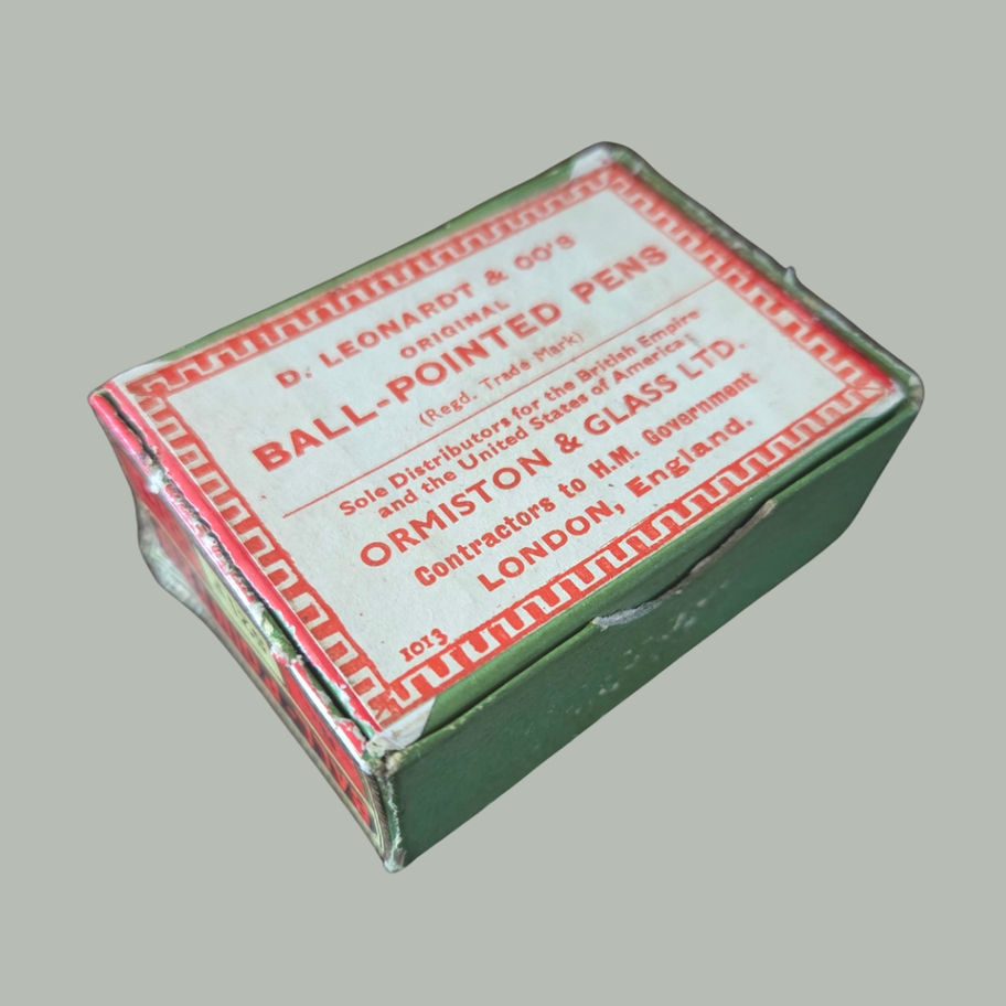 Vintage D. Leonardt & Co. “Ball-Pointed Pens” No. 521F Gilt Nibs – Original Box