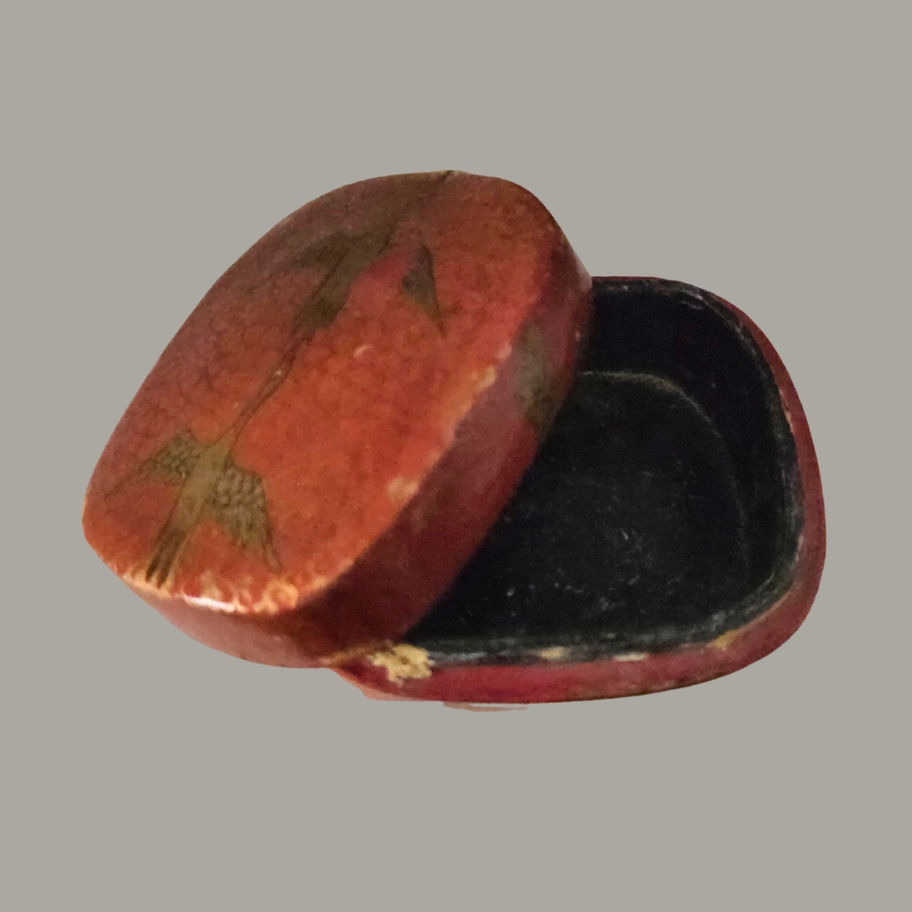 Vintage Kashmiri Papier-Mâché Trinket Box with Birds – Hand Painted, India