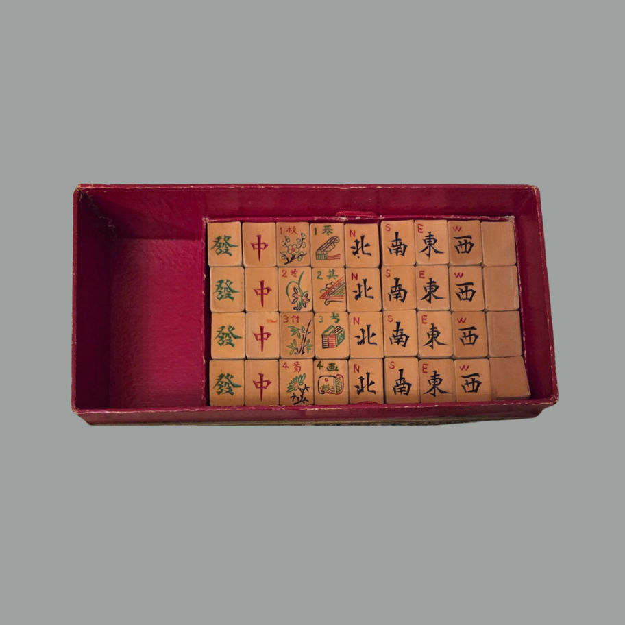 Vintage All-Bamboo Mah-Jongg Set in Silk-Patterned Case (c.1920s–1940s)