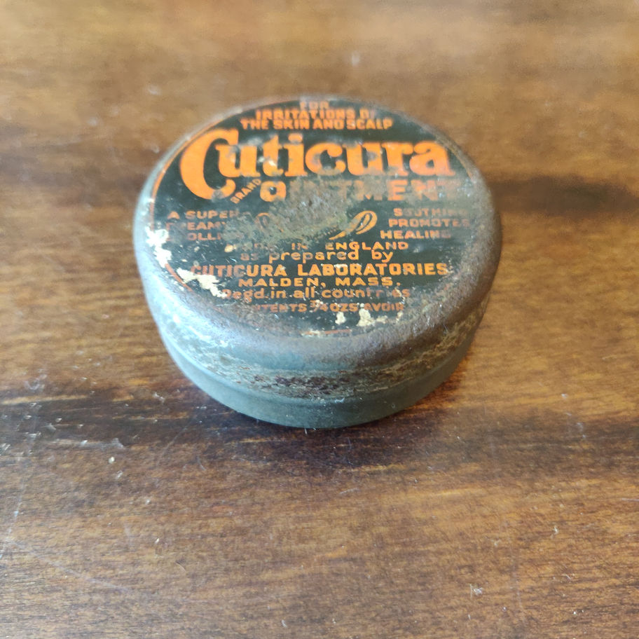 Vintage 1940s / 50s cuticura ointment tin with some original ointment remaining