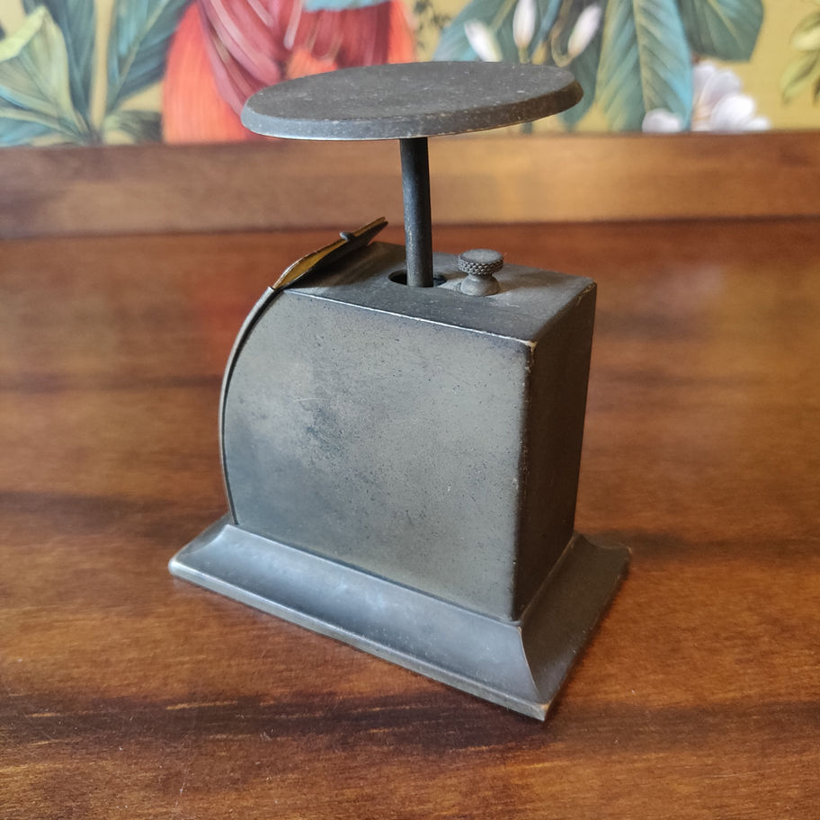 Antique early 20th century brass spring letter scales up to 16 ounce fully works