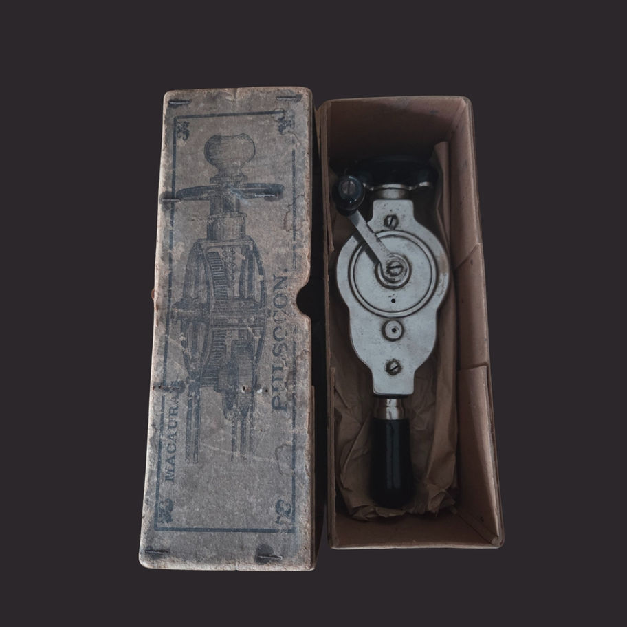 Antique Edwardian Hand-Cranked Therapeutic Massager Macaura “Pulsocon”British