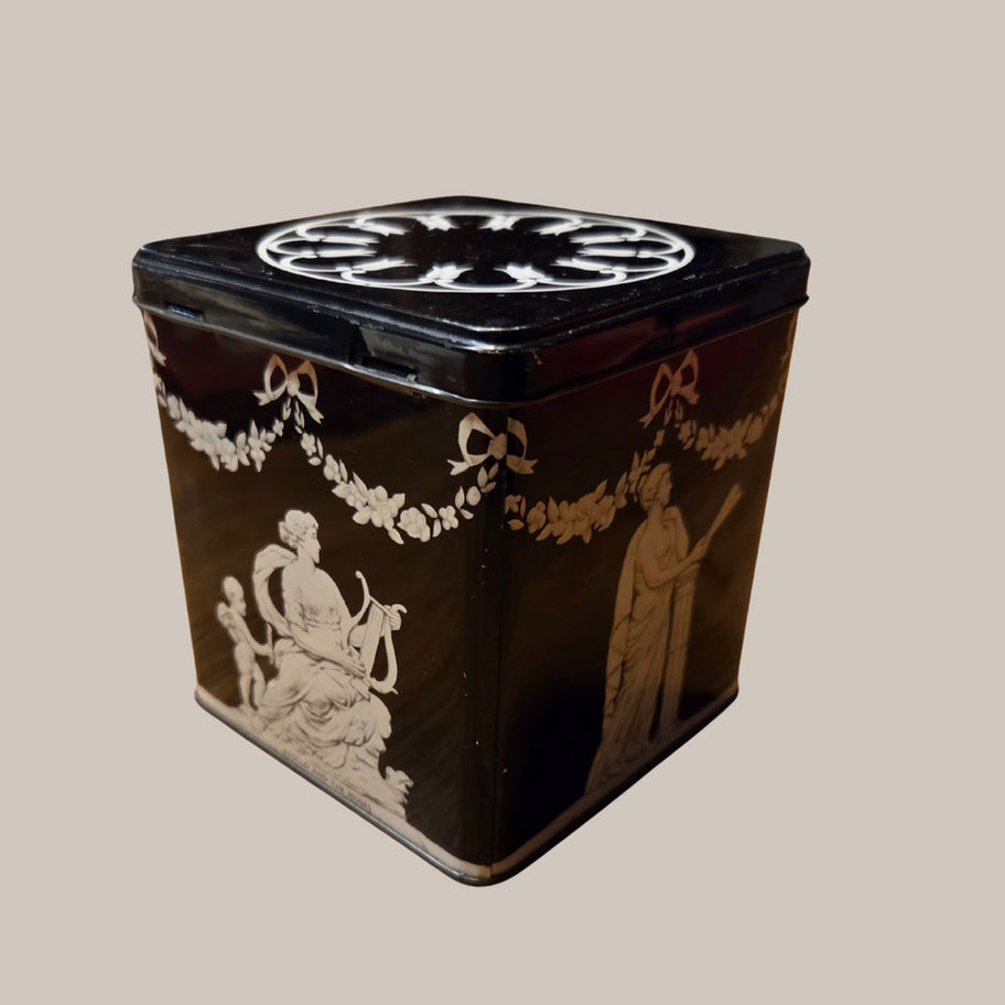 Vintage Decorative Storage Tin – Walter Williams & Co (London) Ltd Tea Tin