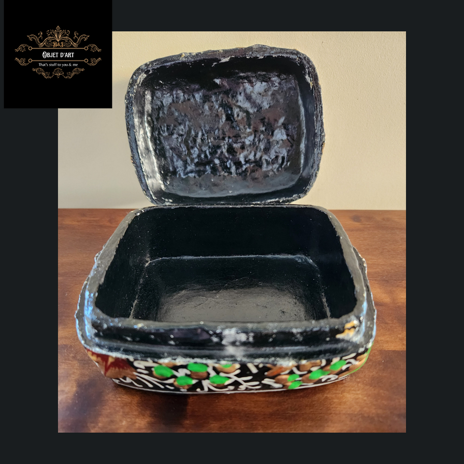 Decorative 1970s style paper mache lidded trinket box