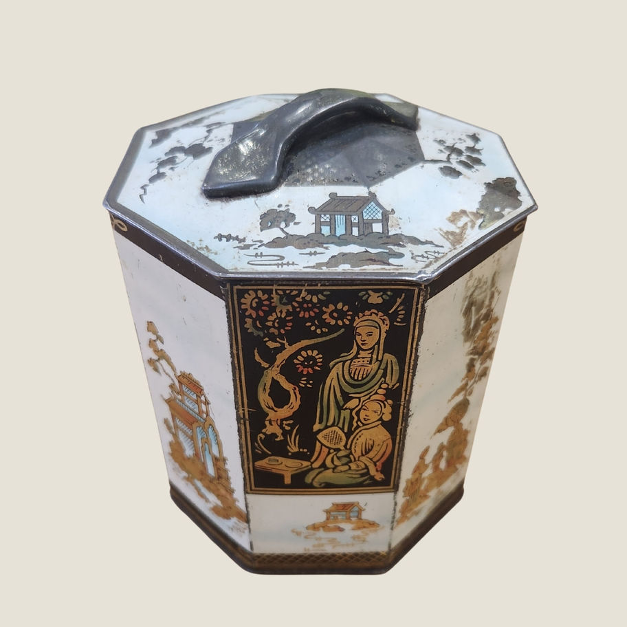 Vintage Peek Frean & Co. Chinoiserie Biscuit Tin Octagonal 1930s–50s