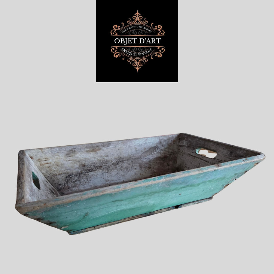 Vintage Wooden Harvest Trug – Rustic Farmhouse Display Tray (c.1940s–70s)