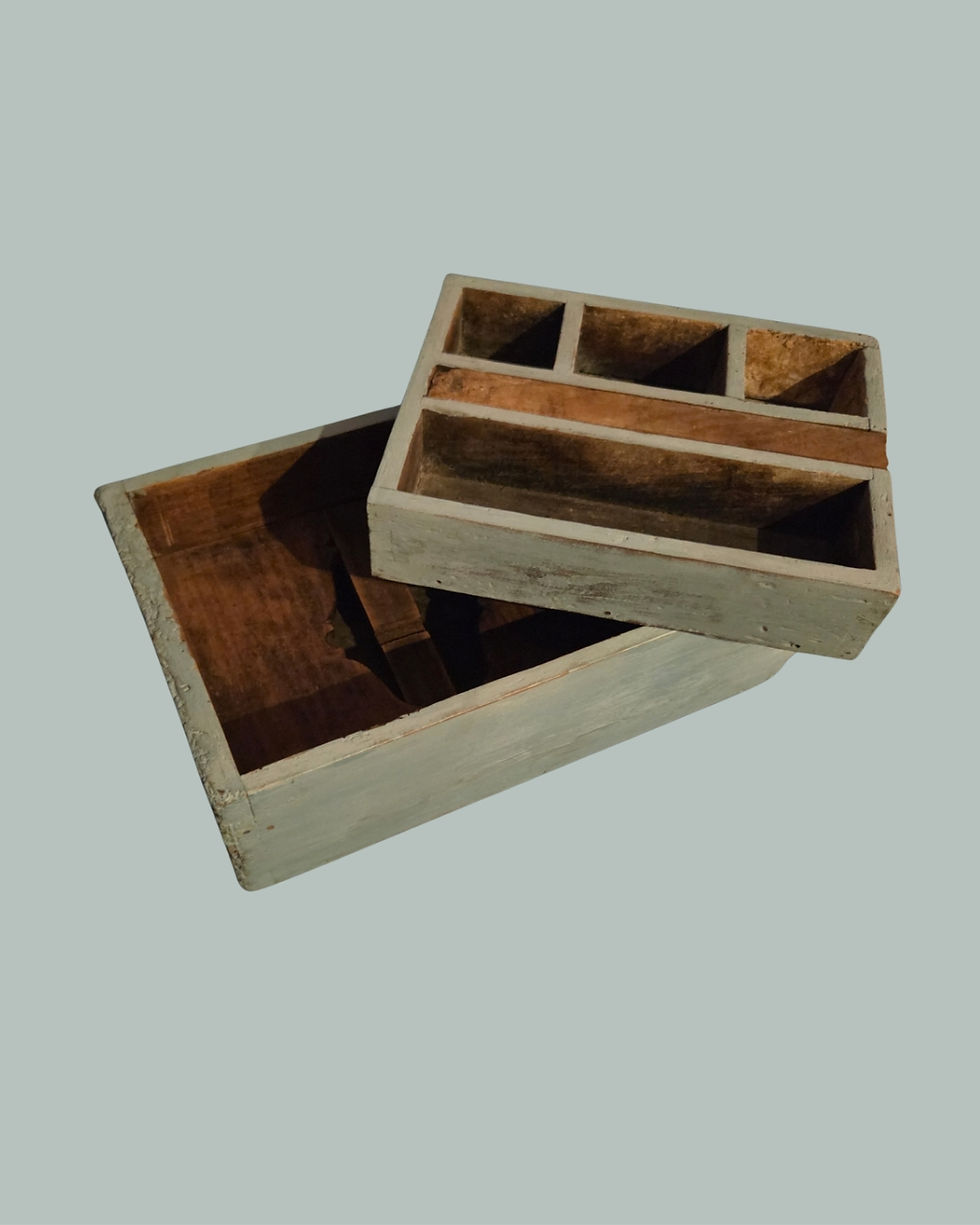 Antique Primitive Wooden Sewing or Tradesman’s Box c.1900 – Sliding Tray Inserts