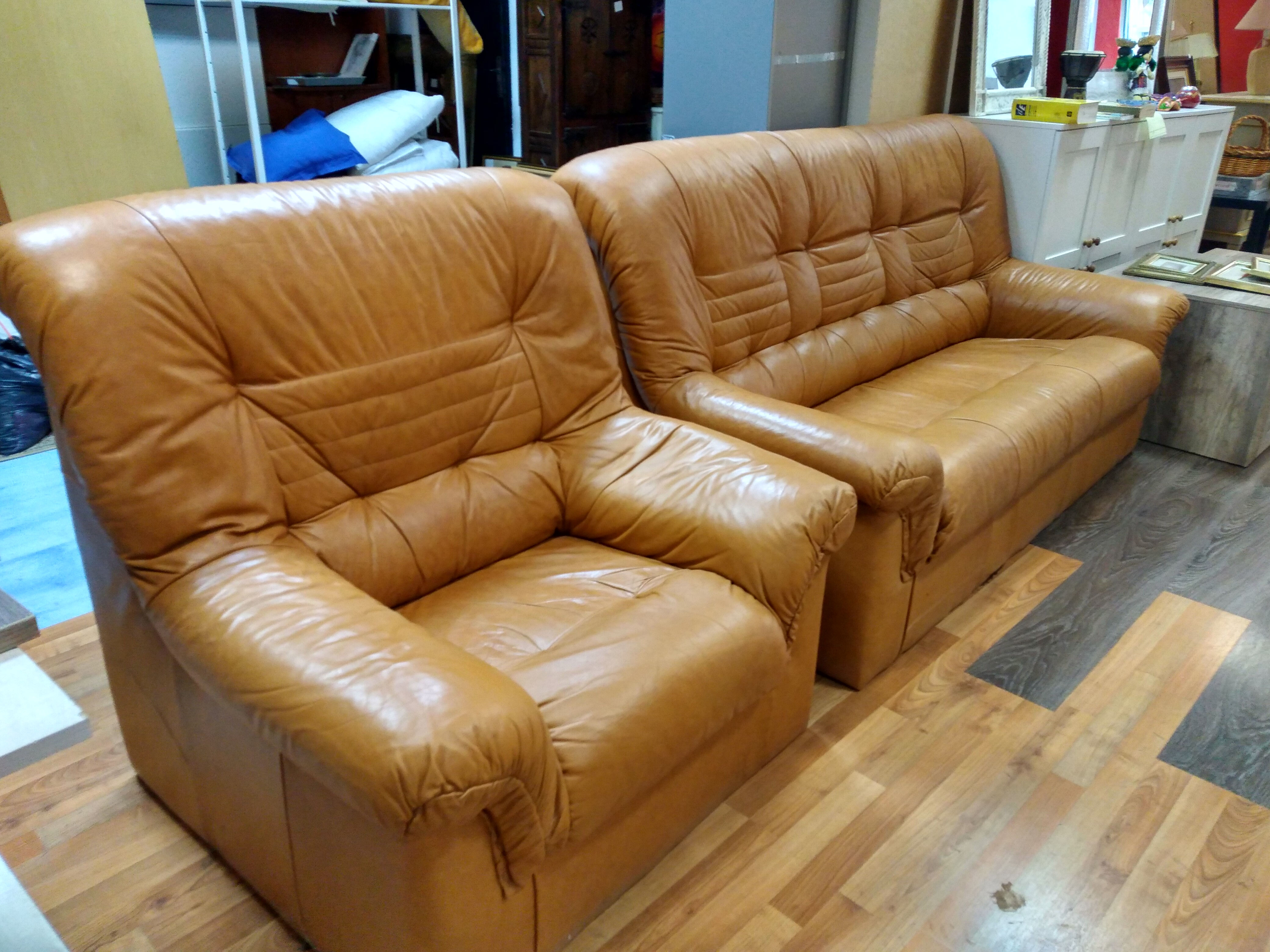 Conjunt de Sofà i Butaca de Piel de Segona Mà Color Camel
